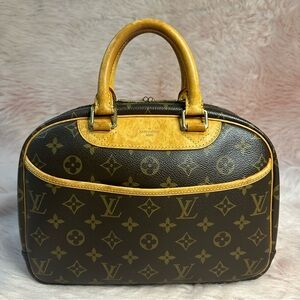 🟥 SOLD! Louis Vuitton Trouville Monogram
